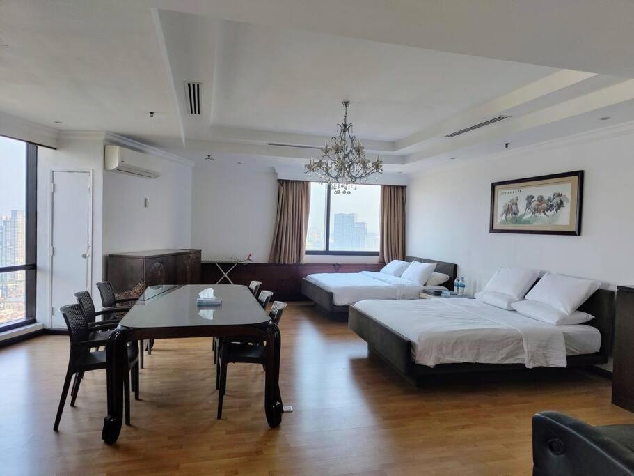 Pangsapuri Duplex Penthouse-lower Floor At Times Square Kuala Lumpur