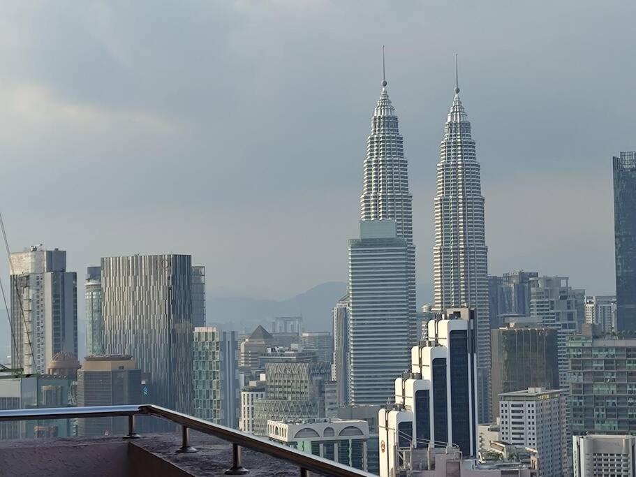 Duplex Penthouse-lower Floor At Times Square Pangsapuri