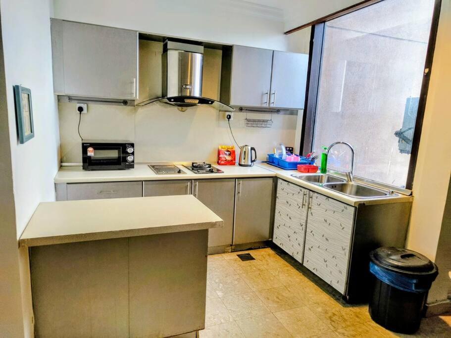 Pangsapuri Duplex Penthouse-lower Floor At Times Square *